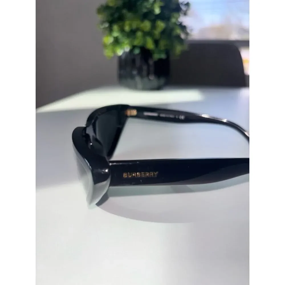 Burberry Black Cat-Eye Sunglasses with Dark Lenses